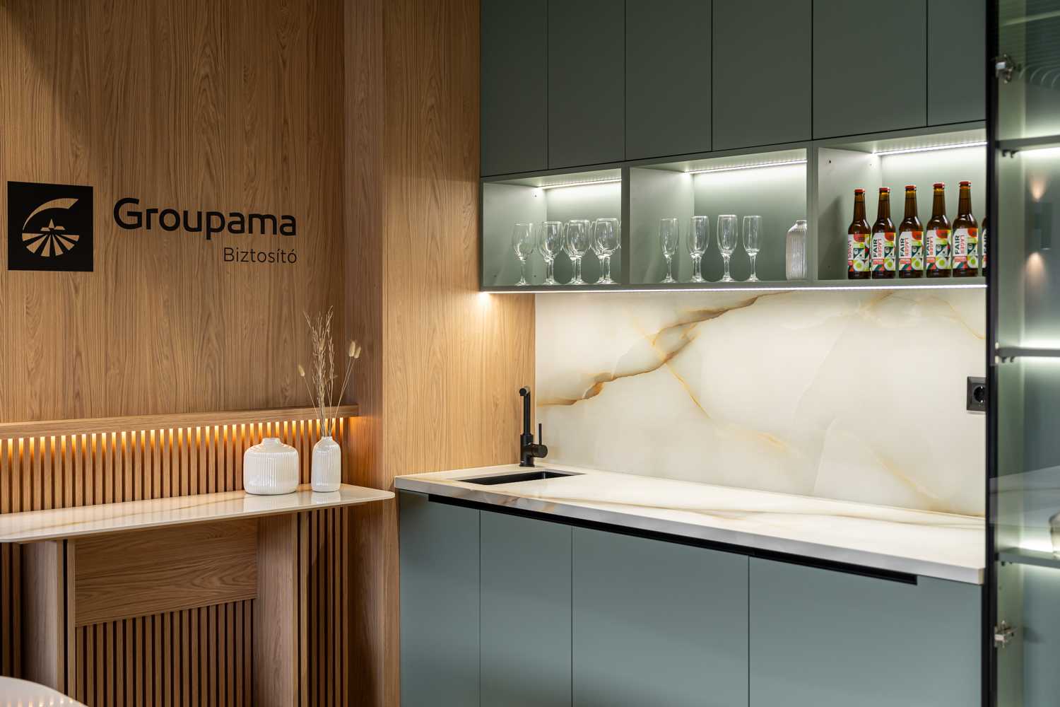 202412skybox-107-OZCXUT